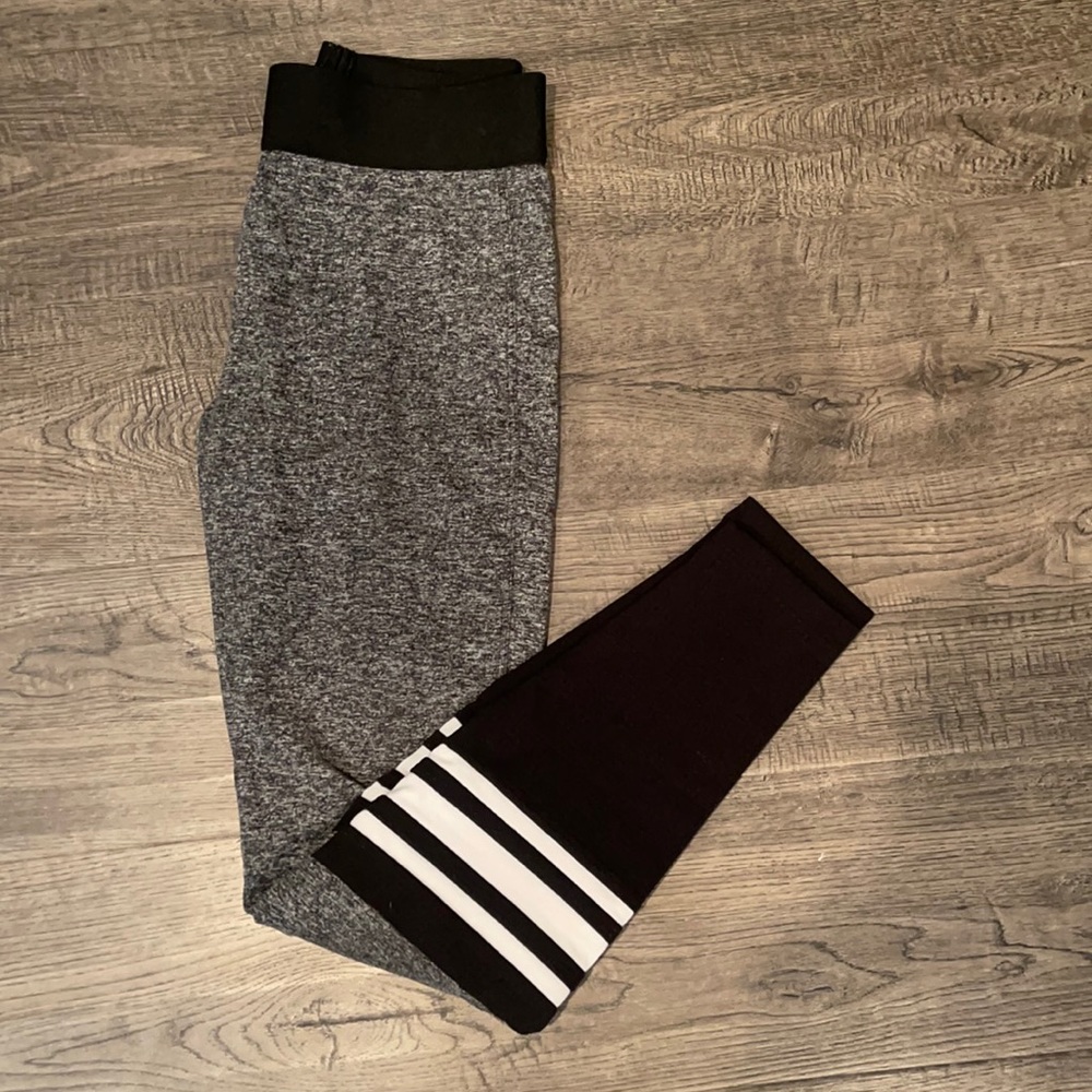Bombshell sock legging